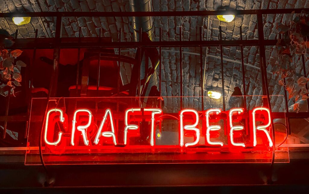 Craft Beer Trails: Tasting the Best Brews & Microbreweries in the UK