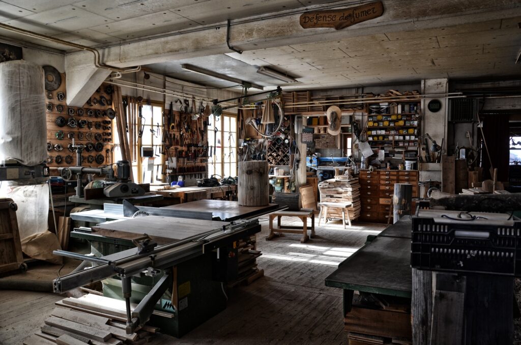 Artisanal Trails: Journeying Through Quaint UK Villages Famous for Craftsmanship and Artistry