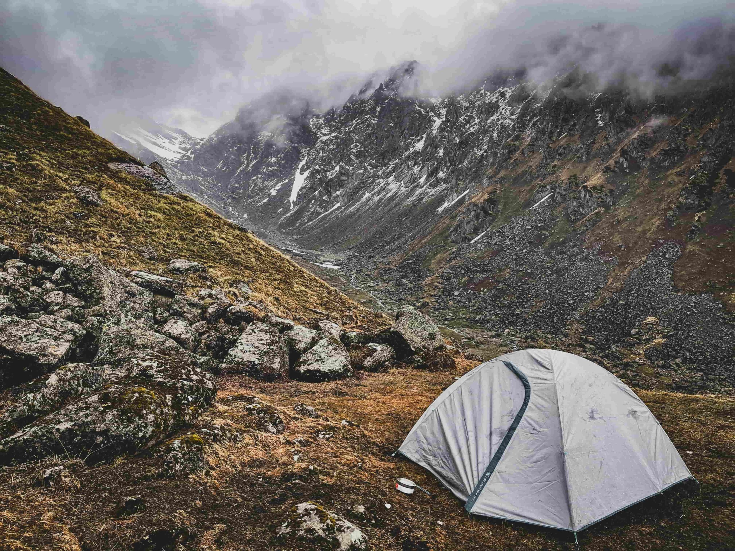 Read more about the article A Comprehensive Guide to Planning a Hunting Camping Vacation Trip in the UK